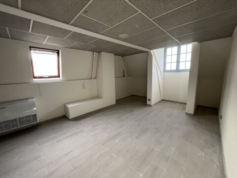 Local professionnel 120 m2 3è étage hyper centre Saint Denis 2758 97400 St denis