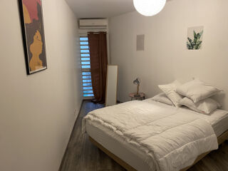  Appartement à louer 3 pièces 75 m²
