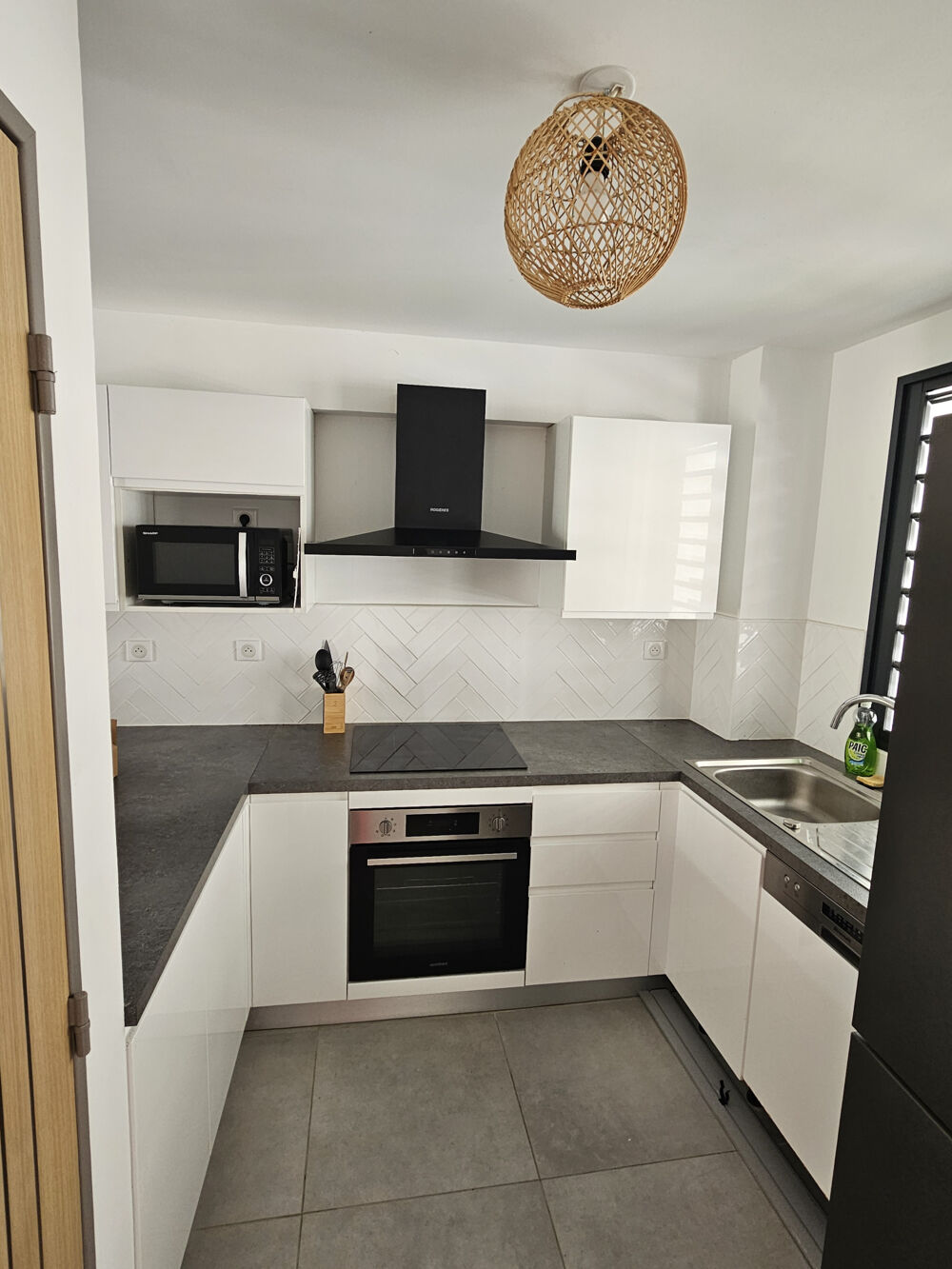 Location Appartement A louer T3 meublé centre-ville de ST PIERRE St pierre