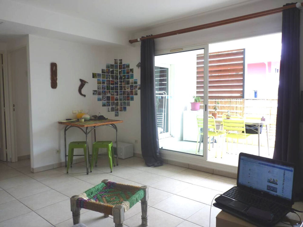 Location Appartement T2 avec grande varangue et vue dégagée Montagne LOBRE A COMPTER DU 01 SEPTEMBRE 2026 St denis