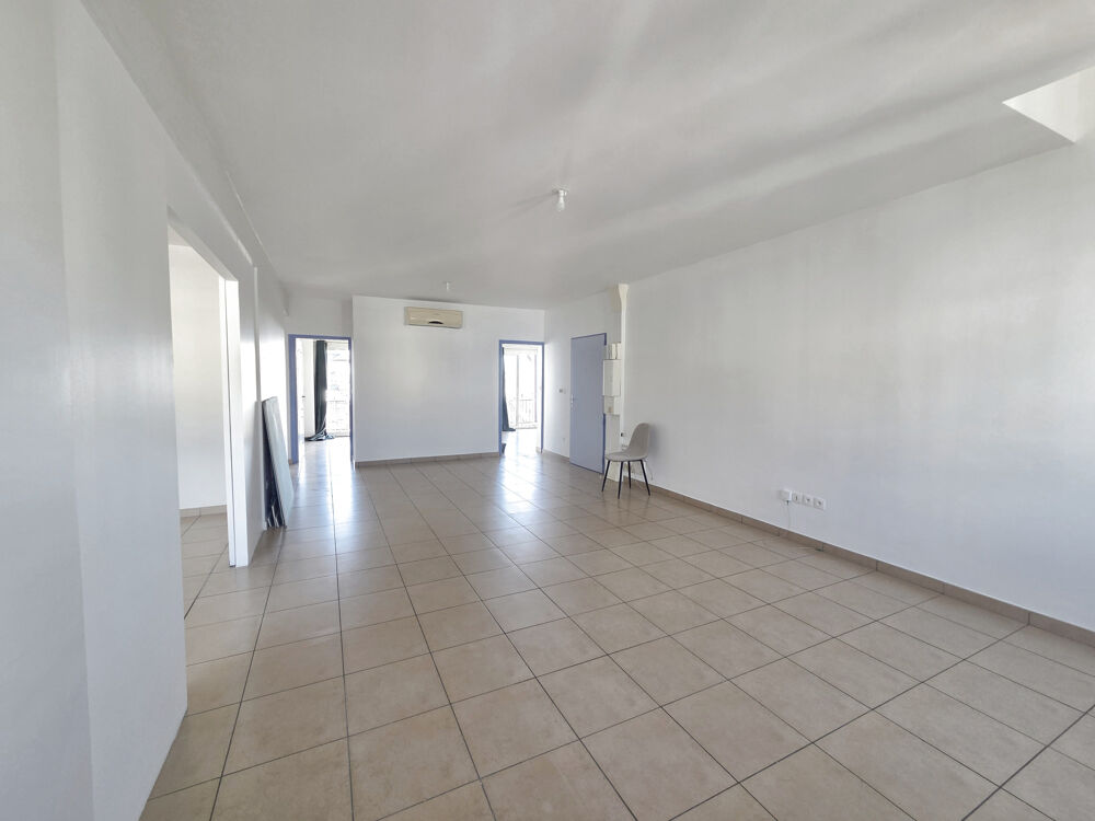 Location Appartement A louer T3 grande surface Saint Denis Carré d'Or St denis