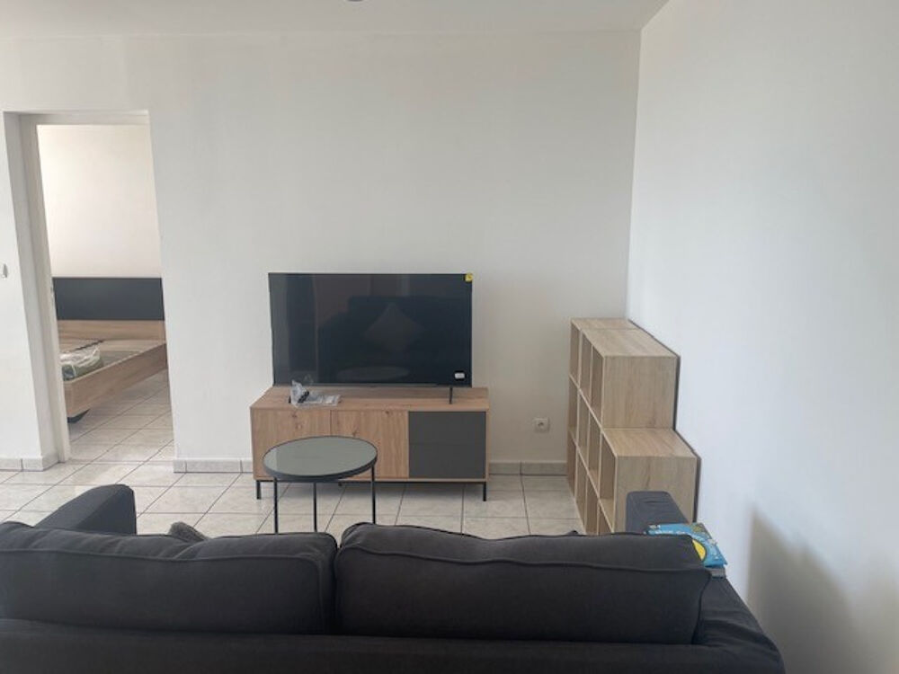 MAGNIFIQUE T2 MEUBLE AVEC TERRASSE ET VUE MER