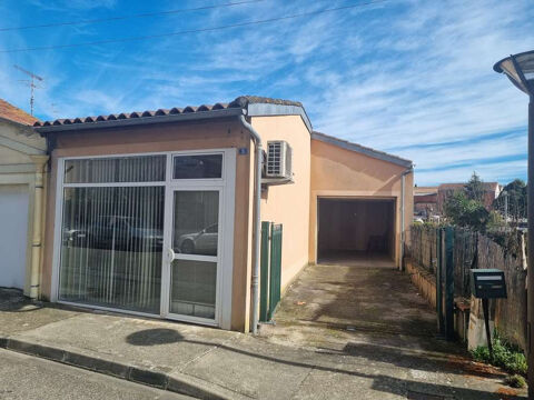 MOISSAC LOCAL COMMERCIAL D'ENVIRON 110M2 AVEC UN GARAGE 70080 82200 Moissac