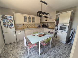  Maison à vendre 9 pièces 194 m²