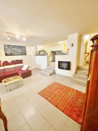  Appartement � vendre 3 pi�ces 105 m�