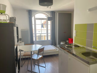  Immeuble à vendre 6 pièces 175 m²