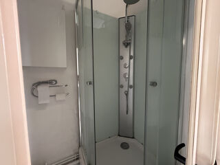  Appartement à louer 2 pièces 27 m²