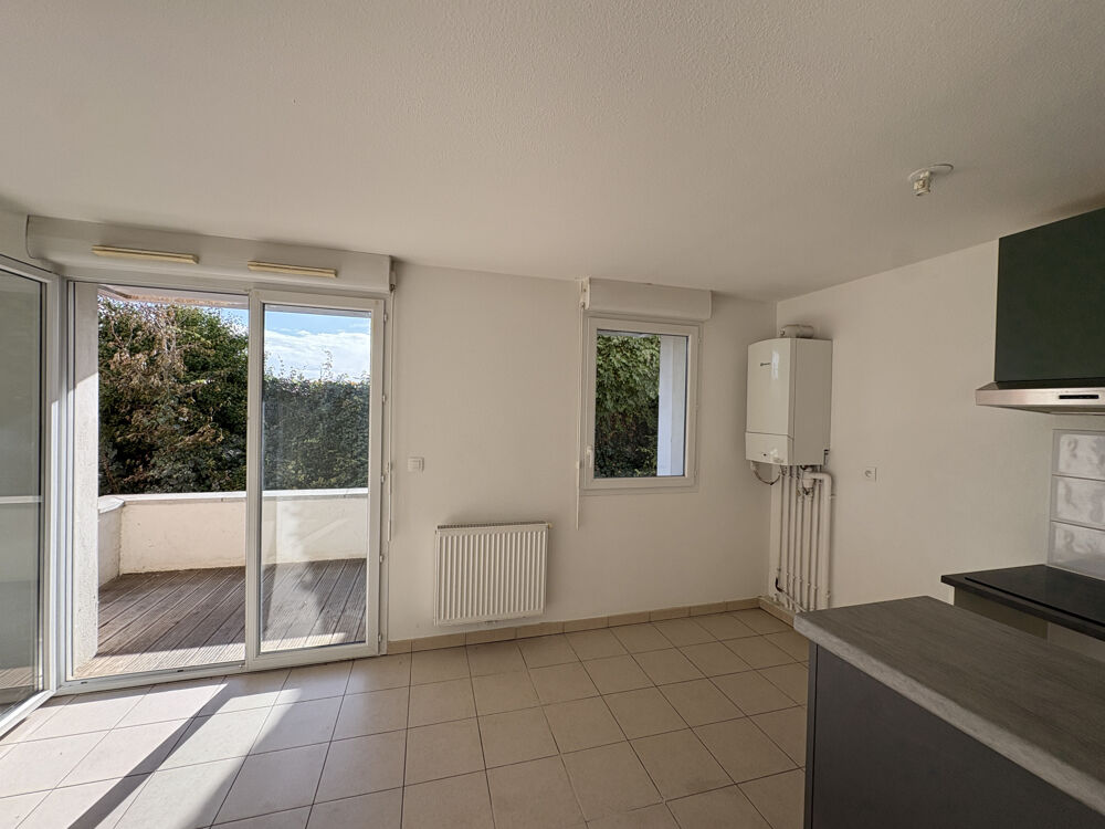 Vente Appartement Cugnaux centre, agréable T3 rez de chaussée avec terrasse Cugnaux