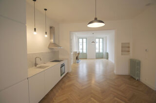 Appartement à vendre 5 pièces 155 m²