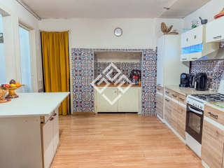  Maison � vendre 7 pi�ces 240 m�