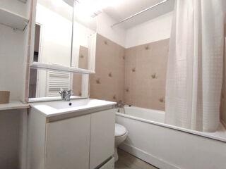 Appartement à louer 1 pièce 28 m² Narbonne
