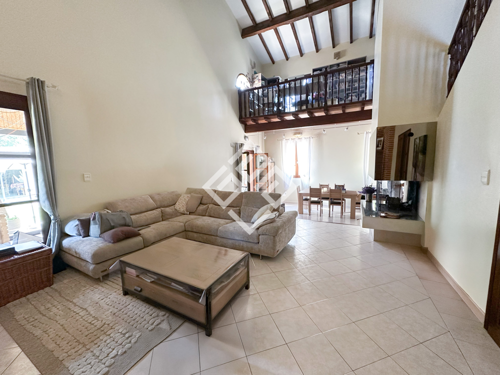 � vendre  Propri�t�/ch�teau Toulouse (31000)