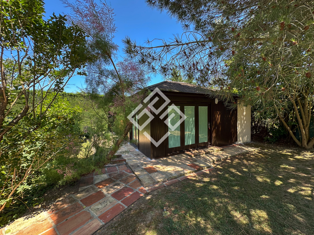 � vendre  Propri�t�/ch�teau Toulouse (31000)