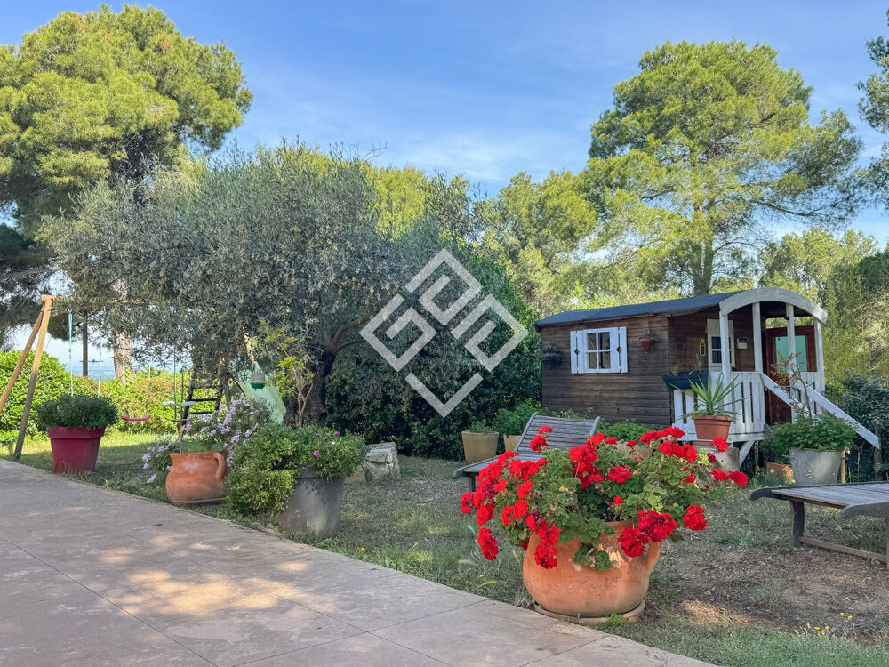 � vendre  Propri�t�/ch�teau Narbonne (11100)