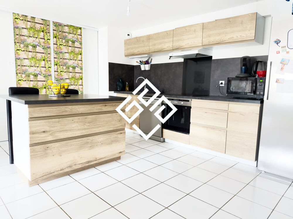 Appartement avec terrasse et parking