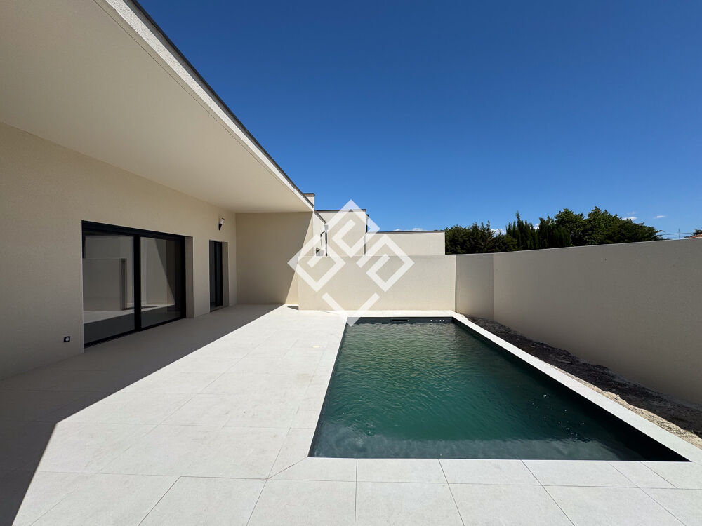 NAÏA Villa récente de plain-pied avec piscine