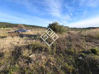  Terrain à vendre 687 m²