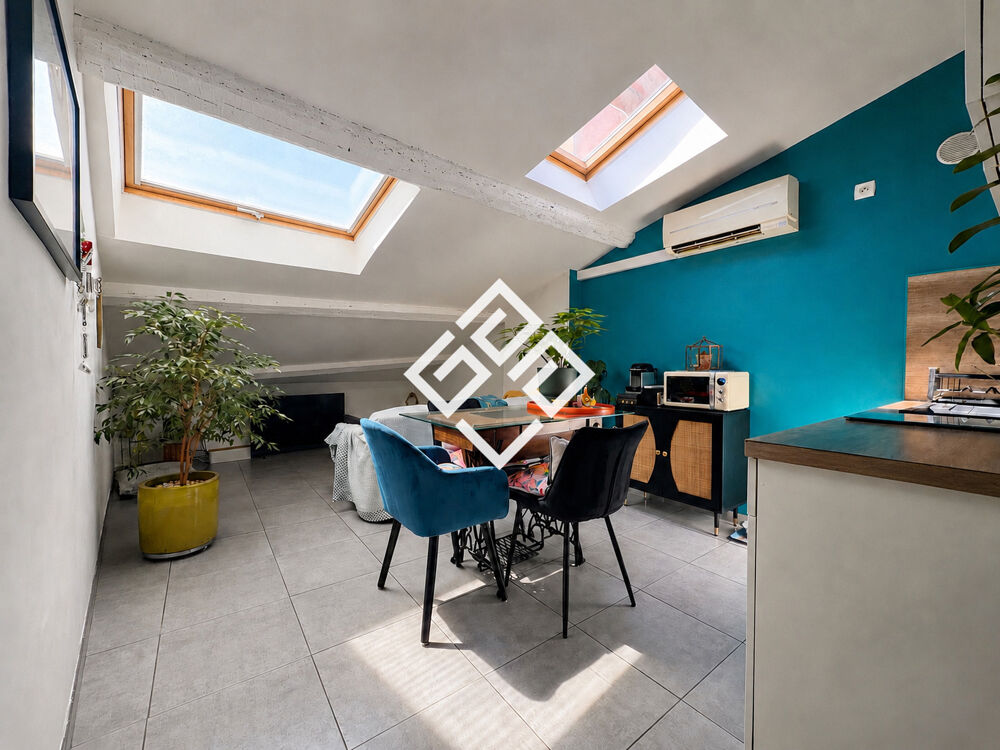 Narbonne centre-ville Appartement mansardé de 60 m2 au sol