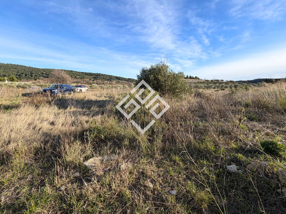 Vente Terrain Terrain viabilis� de 687m2 avec vue d�gag�e Bize minervois