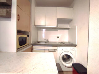 Appartement à louer 1 pièce 28 m² Narbonne