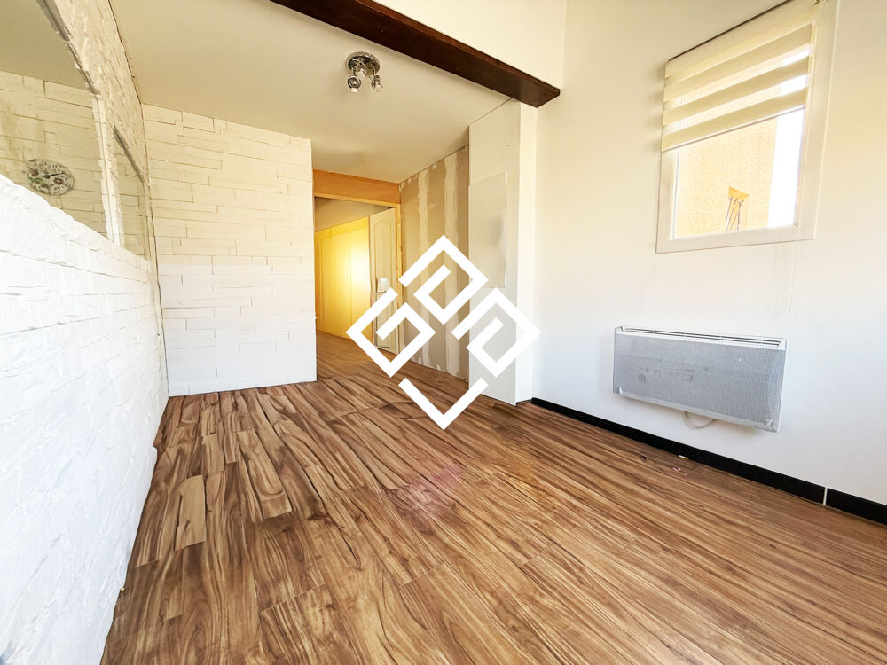 Maison avec jardin sur trois faces