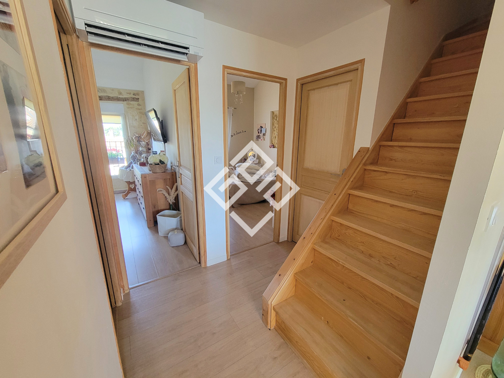 ELISE- Maison en pierre T5 entièrement rénovée