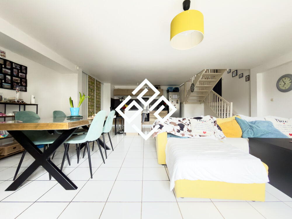 Appartement avec terrasse et parking