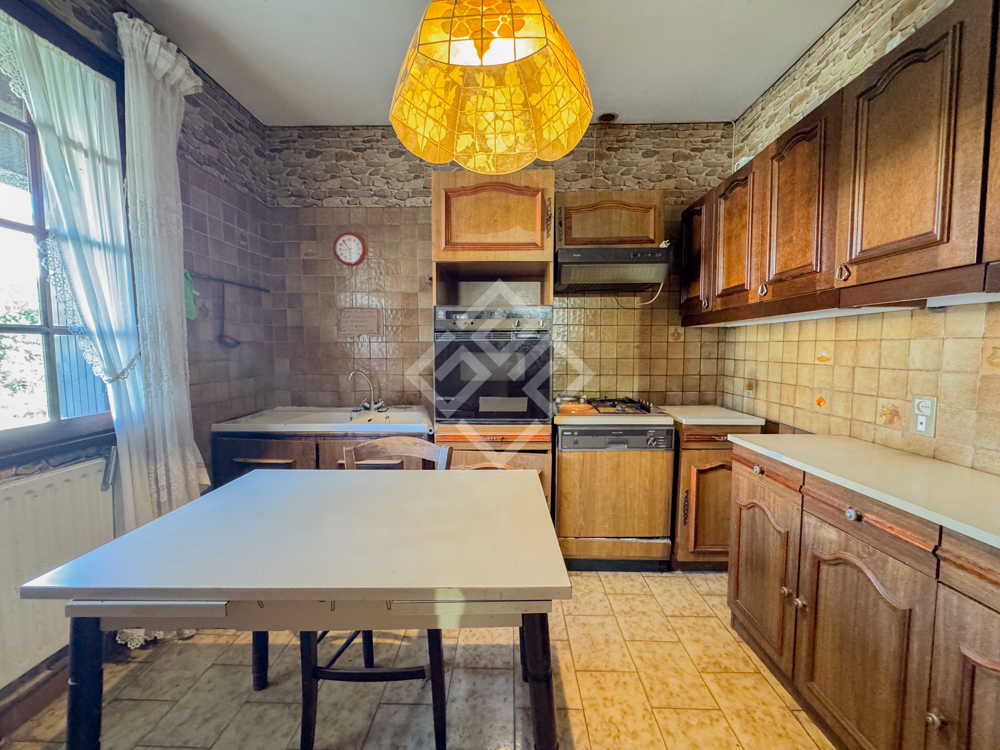 Maison 3 faces a rénover dans un quartier calme et recherché