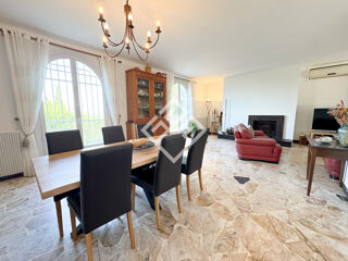  Propri�t�/ch�teau � vendre 5 pi�ces 225 m�