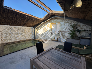  Maison  vendre 6 pices 285 m