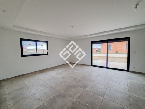   Villa neuve de plain-pied dans un quartier paisible Maison - 4 pi�ce(s) - 90 m�