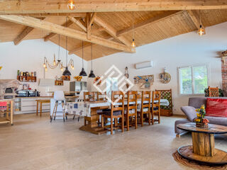  Propriété/château à vendre 12 pièces 494 m²