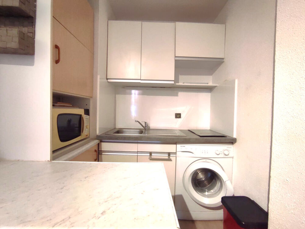 Location Appartement Studio Mezzanine meublé en centre-ville Narbonne
