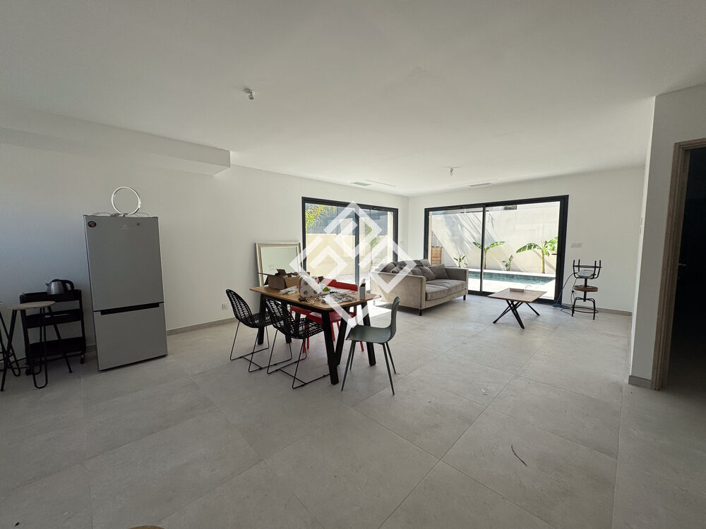 INAYA Villa récente avec piscine à Narbonne