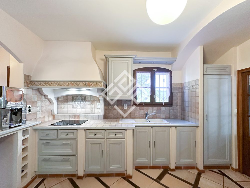 � vendre  Propri�t�/ch�teau Toulouse (31000)