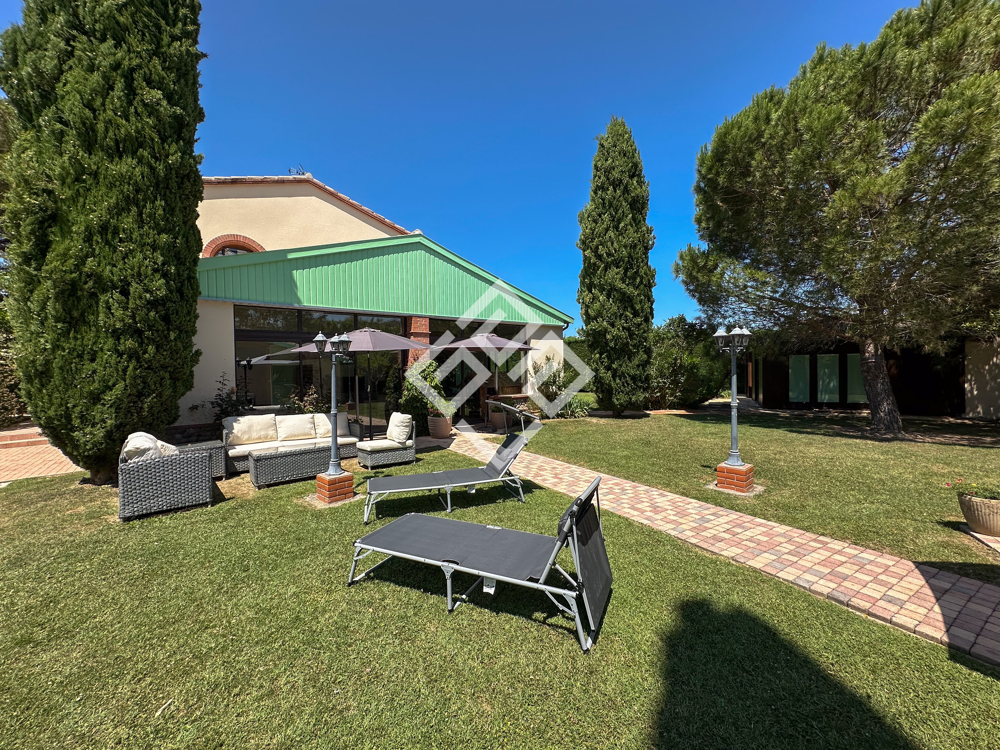 � vendre  Propri�t�/ch�teau Toulouse (31000)