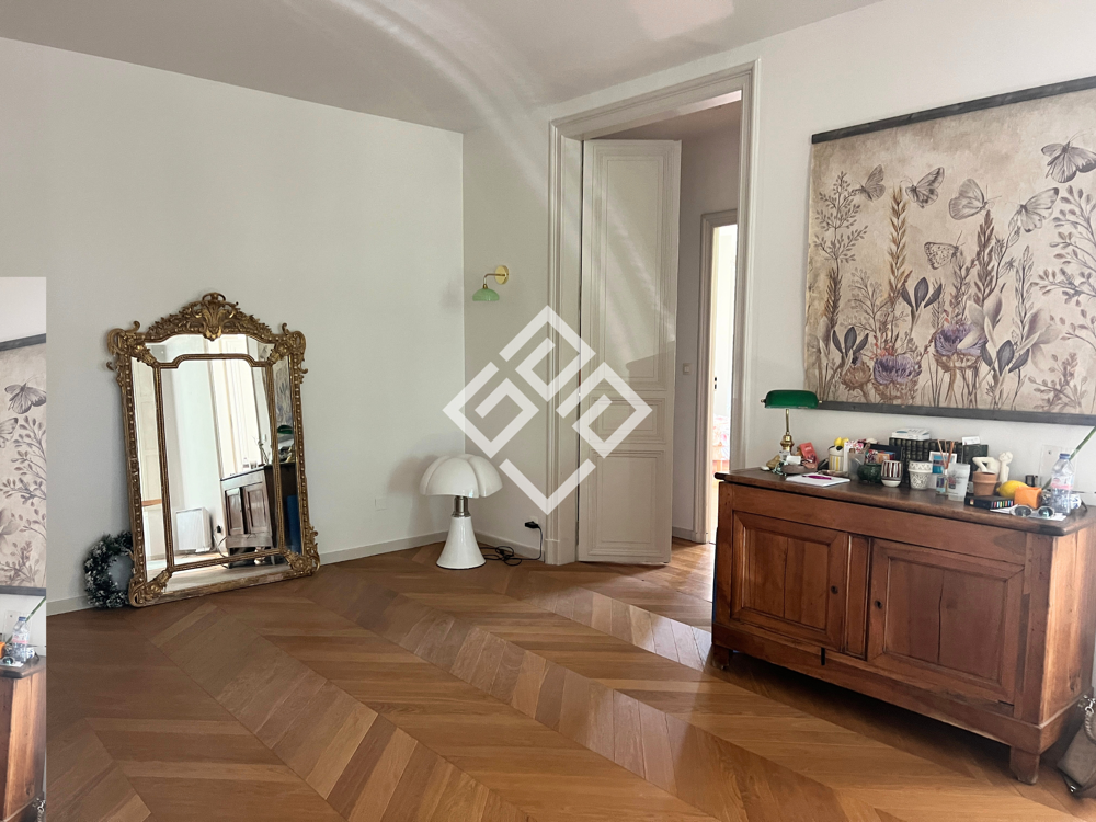 EDOUARD- Appartement T3 de caractère de 125 m2