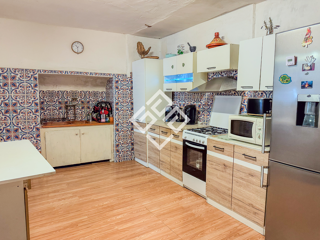  Maison � vendre 7 pi�ces 240 m�