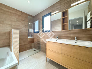  Maison � vendre 5 pi�ces 140 m�