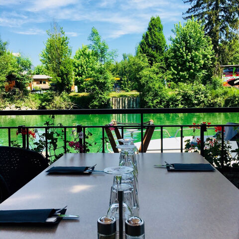 Chanaz, au coeur de la chautagne, vente FDC superbe Restaurant Bar au bord de l'eau 750000 73100 Aix les bains