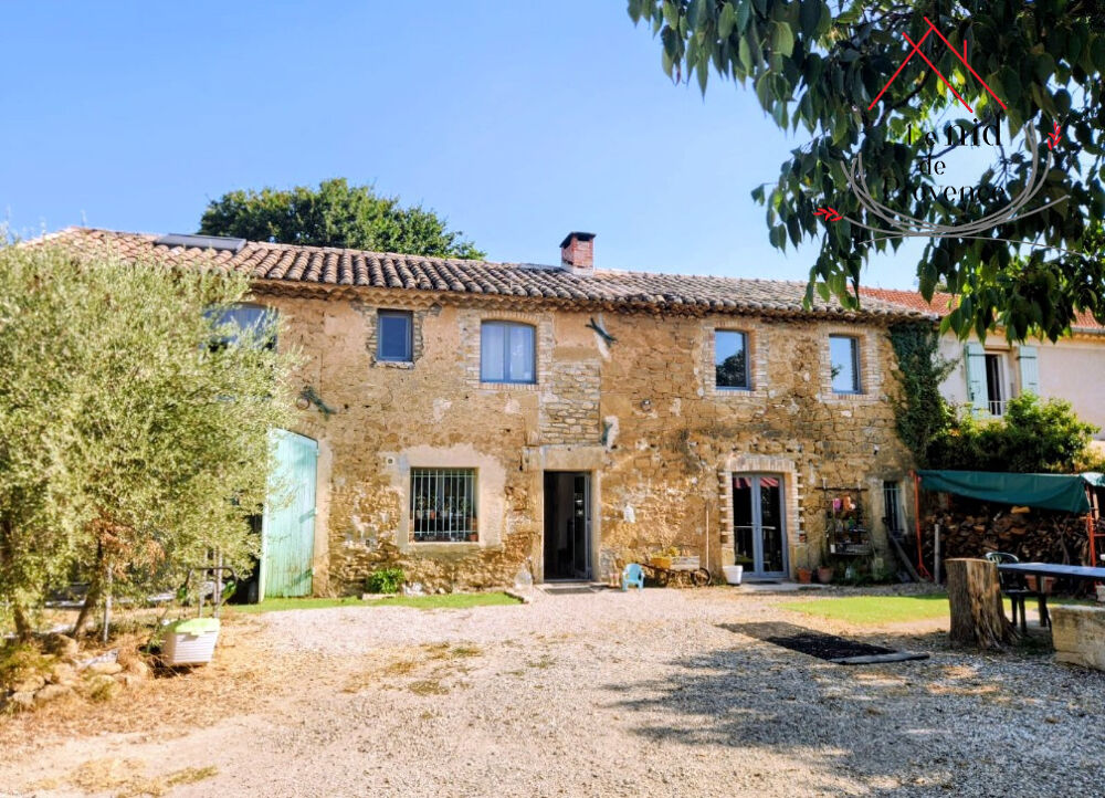 Vente Maison Mas en pierre d'environ 168 m2 habitables sur un terrain de 1 610 m2 Serignan du comtat