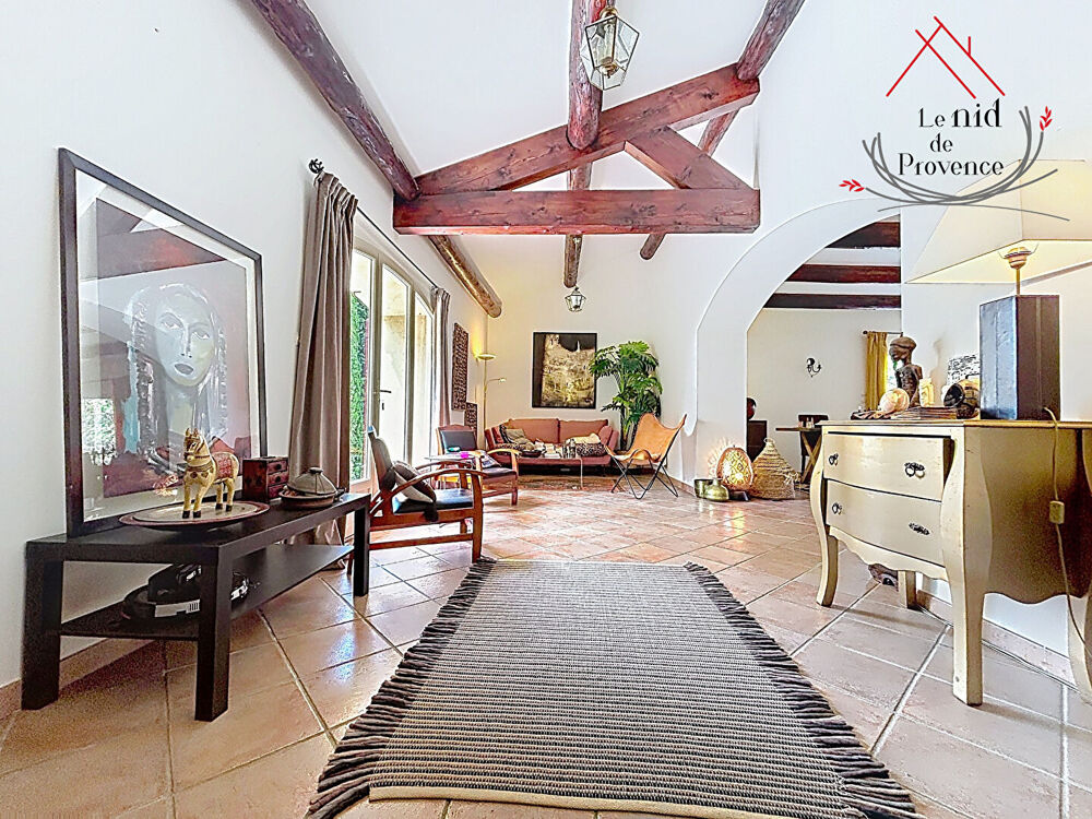 Vente Maison Propriété de charme, au calme à Orange : 5 chambres, piscine et terrain de 2970 m2 Orange