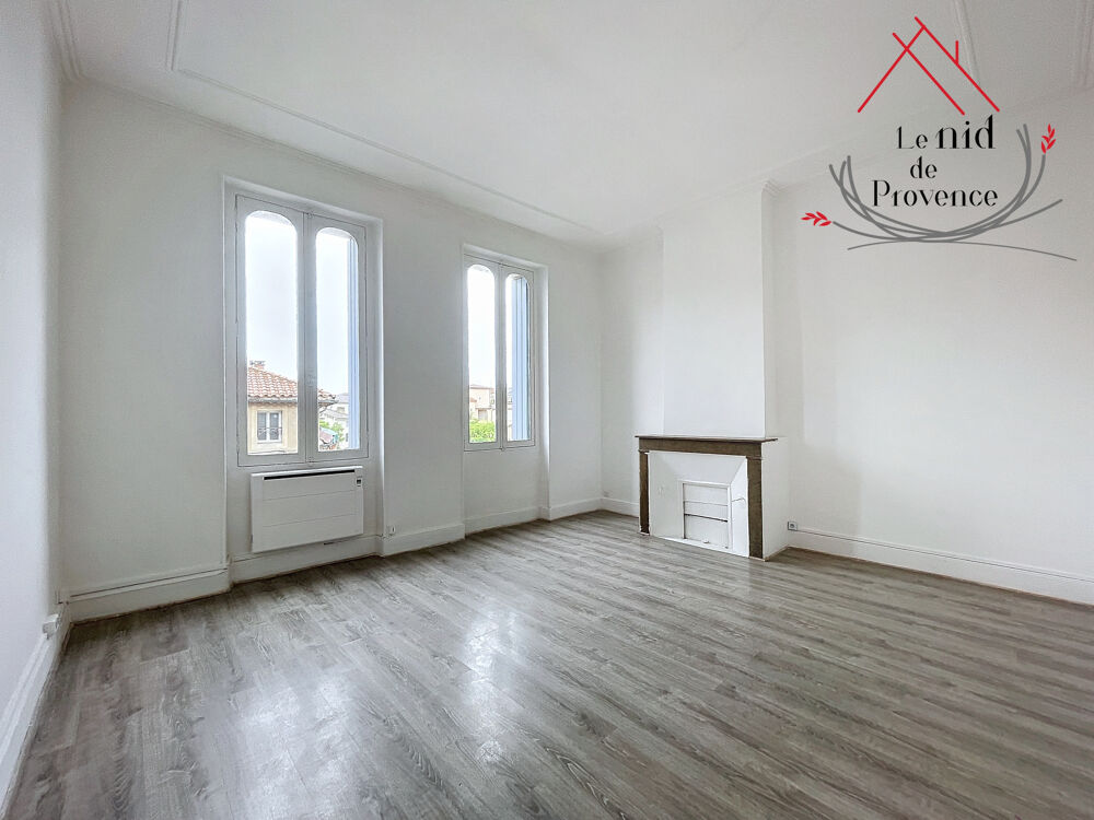Lumineux appartement de 70m2 centre-ville d'Orange