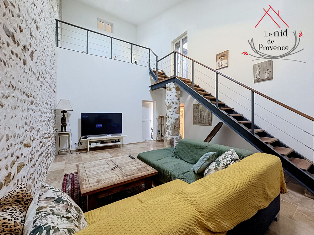 Maison de village 190 m2 rénovée à Violès