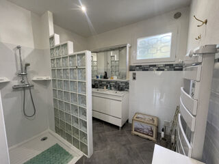  Maison  vendre 11 pices 225 m