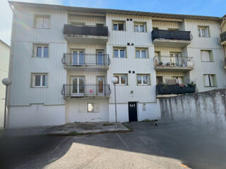  Immeuble � vendre 583 m�