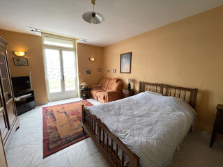  Propri�t�/ch�teau � vendre 7 pi�ces 276 m�