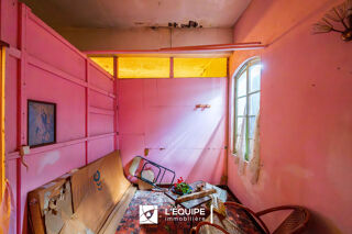  Immeuble à vendre 8 pièces 193 m²