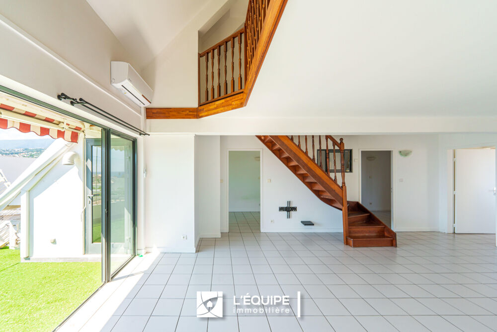 Bel appartement T6 sur Saint-Denis centre