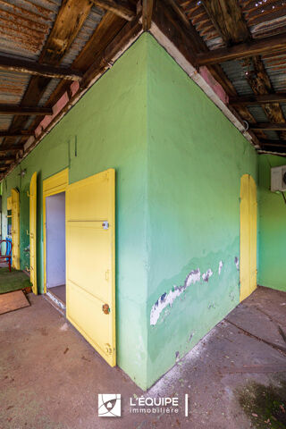  Immeuble à vendre 8 pièces 193 m²